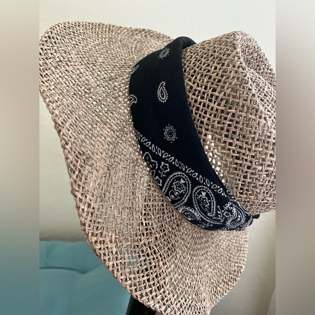 Port Authority Straw Hat  Brand New Hat